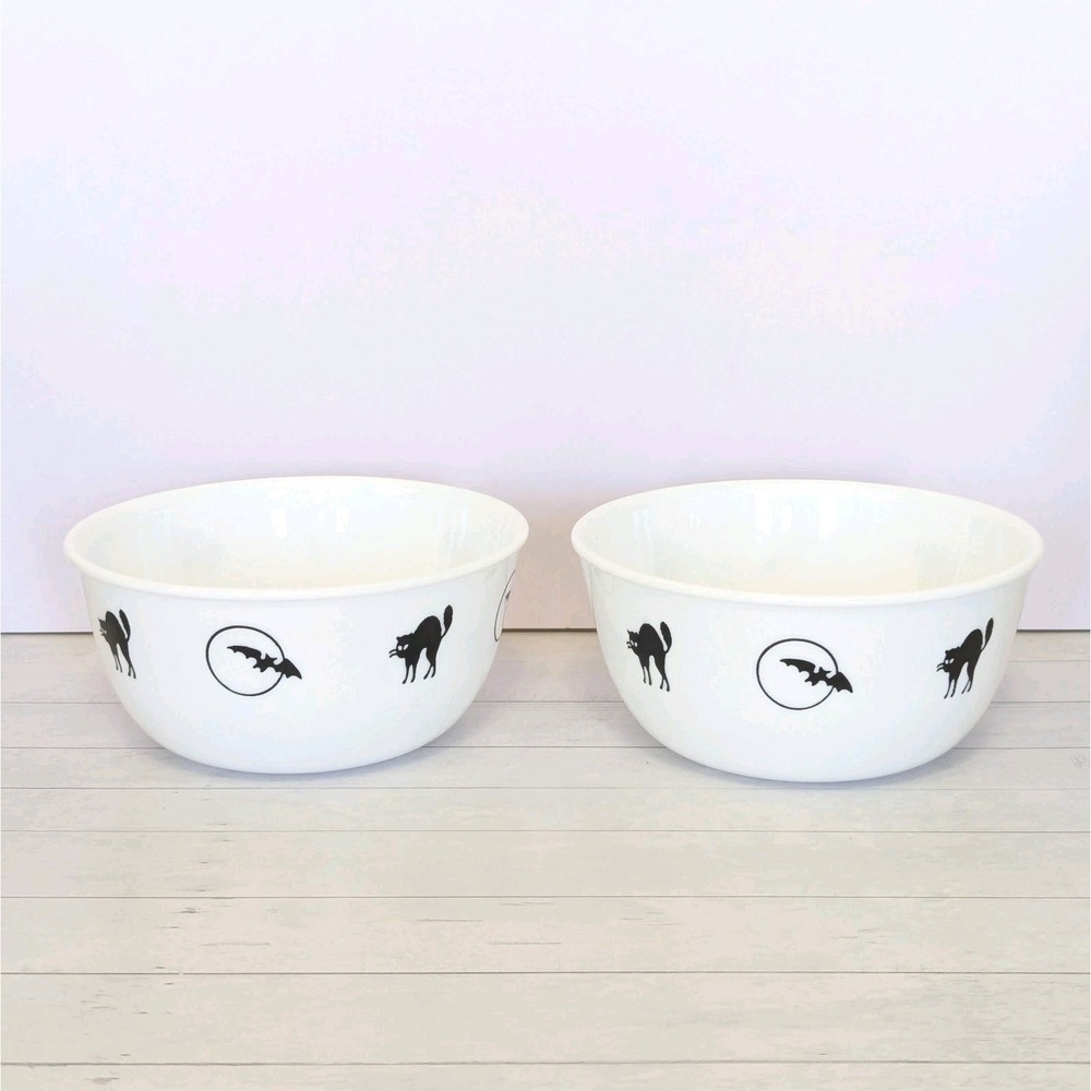 Corelle Halloween Bats & Black Cats Soup Cereal Bowl Set of 2 - 28 oz RETIRED